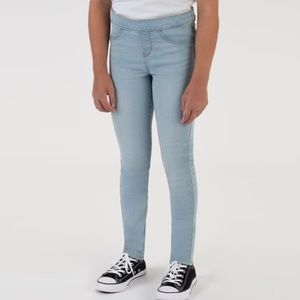 NWOT Levi’s Big Girls’ Pull On Jeggings. Size 16.